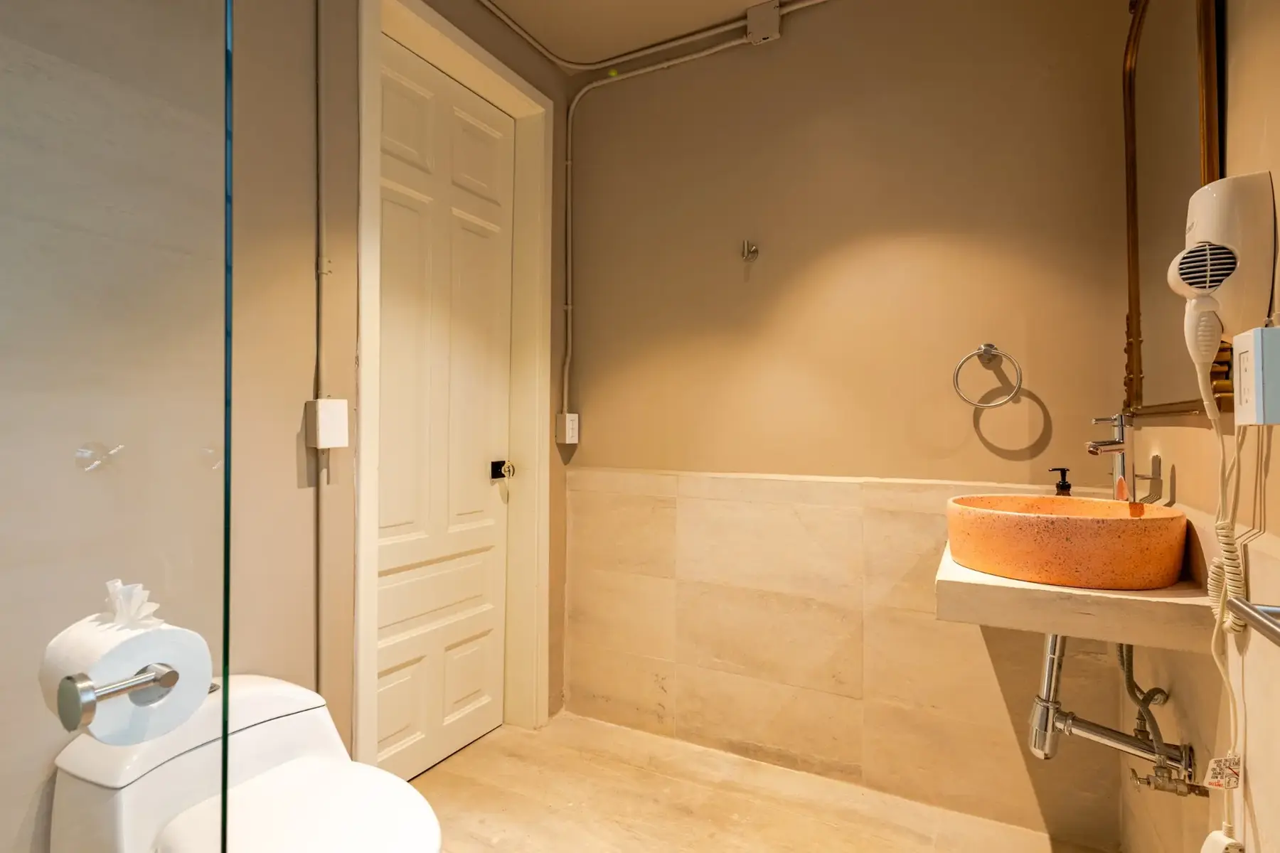 Proyecto de interiorismo hospitalidad por Housense, vista 15